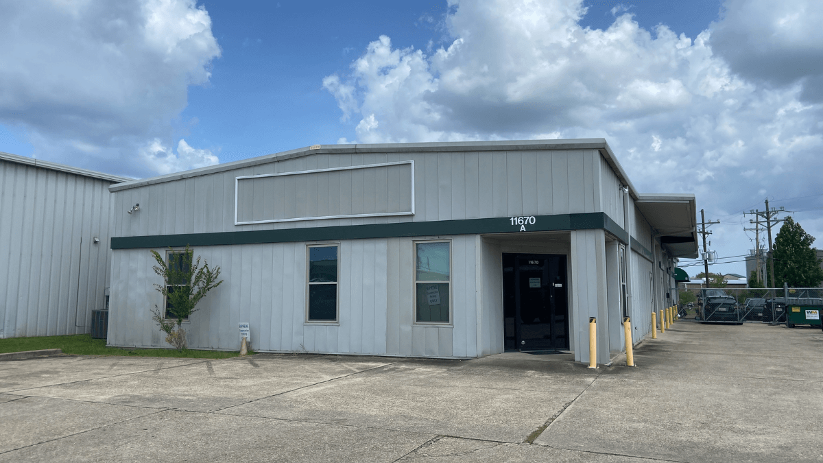 Office Warehouse Cedar Park Ave Justin Langlois, CCIM Stirling